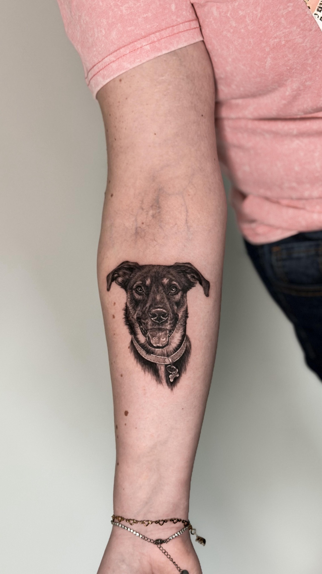 Realism-Tattoo von Hitta, Atelier 7 Freudenberg