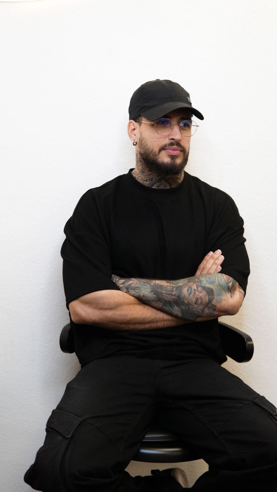 Portrait Tattoo-Artist Jesus, Atelier 7